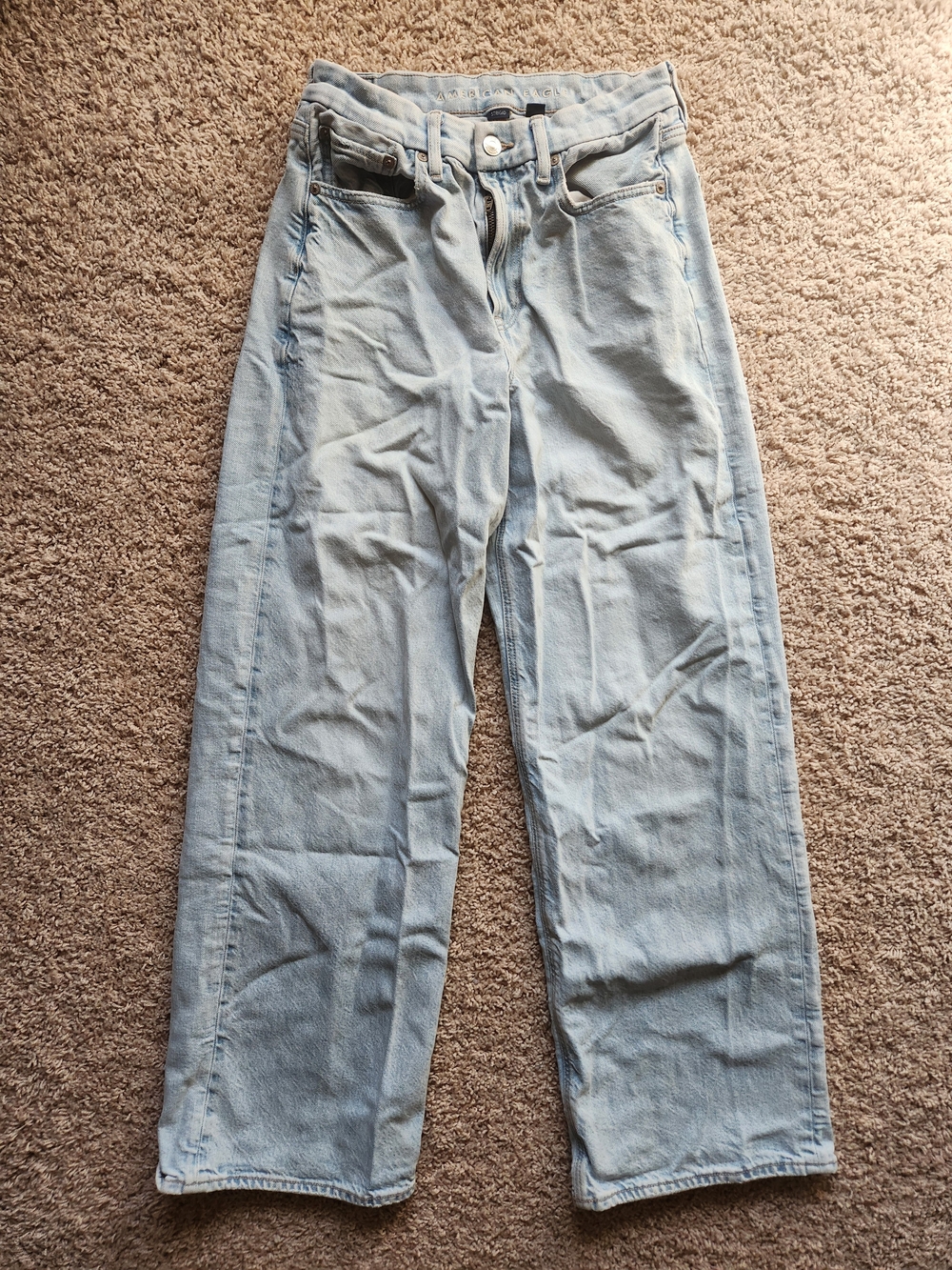 American Eagle Outfitters Light Wash Straight-Leg Jeans